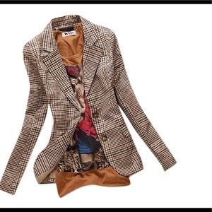 Women’s classic slim fit blazer